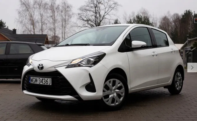 samochody osobowe Toyota Yaris cena 48900 przebieg: 31000, rok produkcji 2019 z Józefów